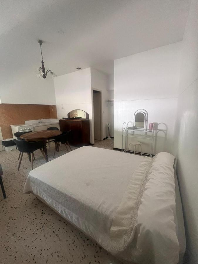 Appartement Studio Les Pieds Dans L'Eau Агд Экстерьер фото